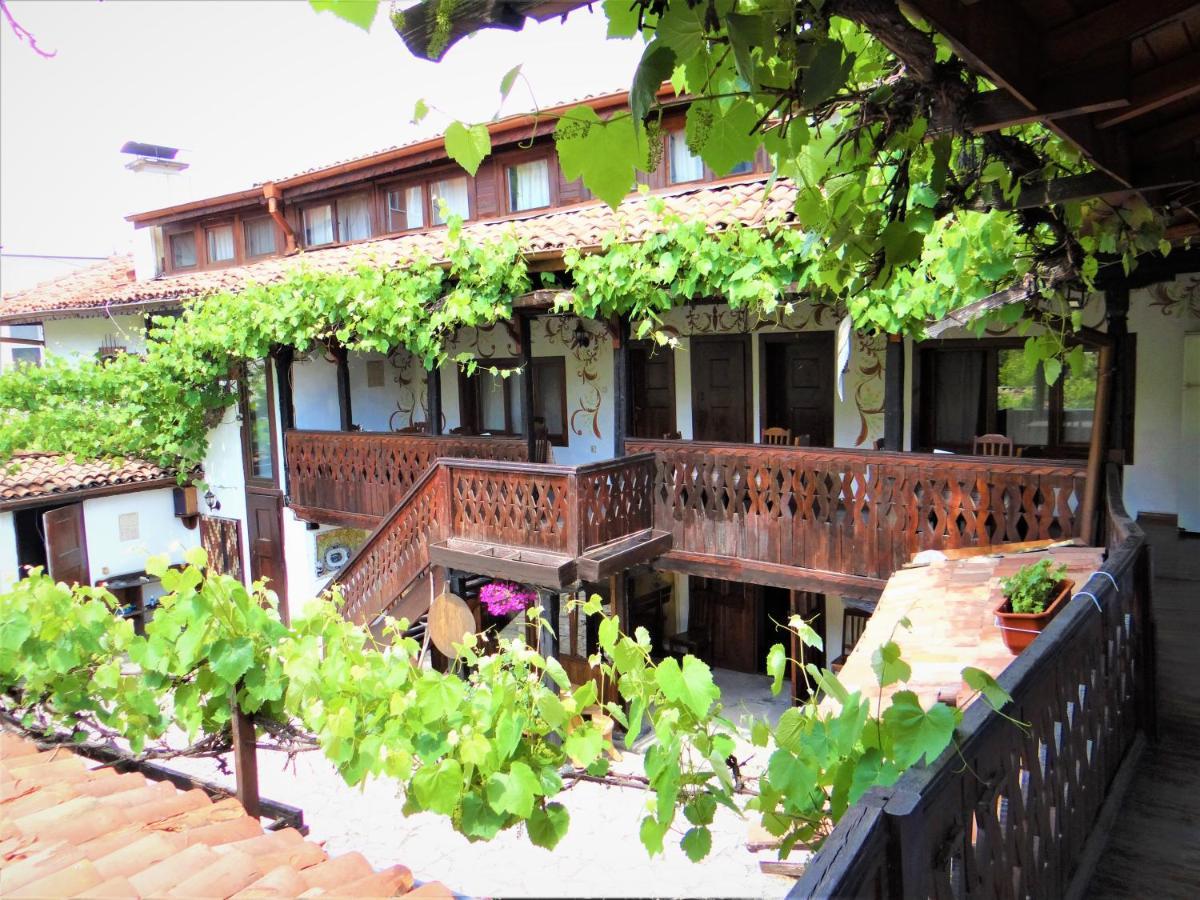 Стаи За Гости The Old House Velingrad Exterior foto