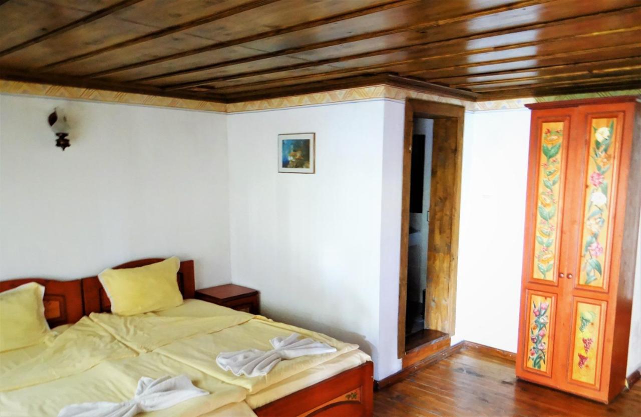 Стаи За Гости The Old House Velingrad Exterior foto
